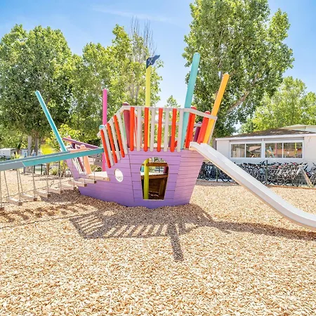 Mobilhome Au La Yole