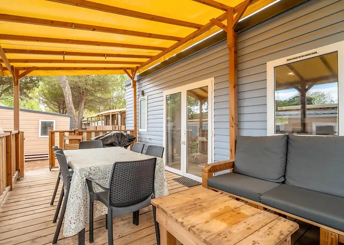 Casa de Férias Mobilhome Au La Yole *