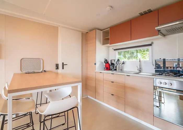 Mobilhome Au La Yole *